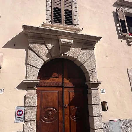 Maia Apartment